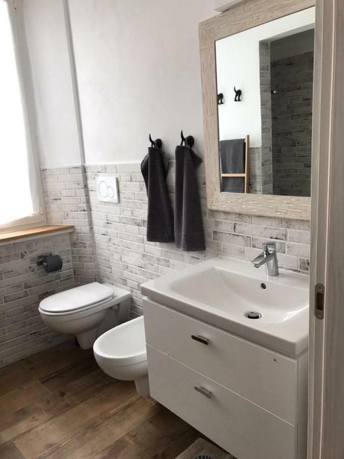 Ferienwohnung La Casa Di Rosi Al Mare Vada Exterior foto