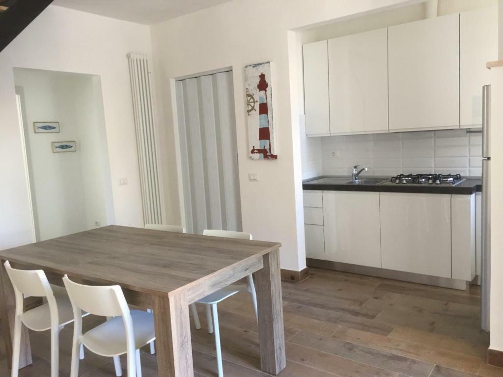 Ferienwohnung La Casa Di Rosi Al Mare Vada Exterior foto